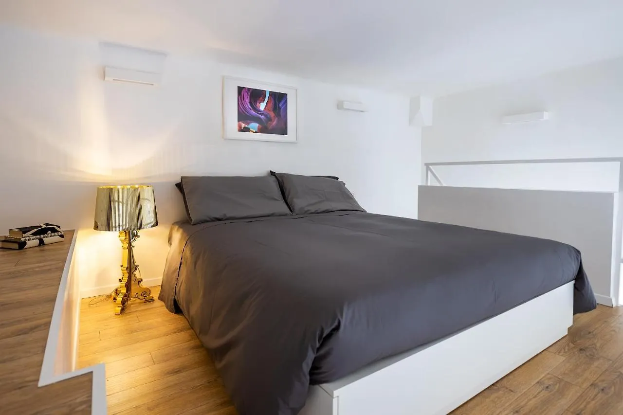 Daire Heart Of Porta Venezia - Cozy City Loft - 2Mts To M4 Metro Milano İtalya