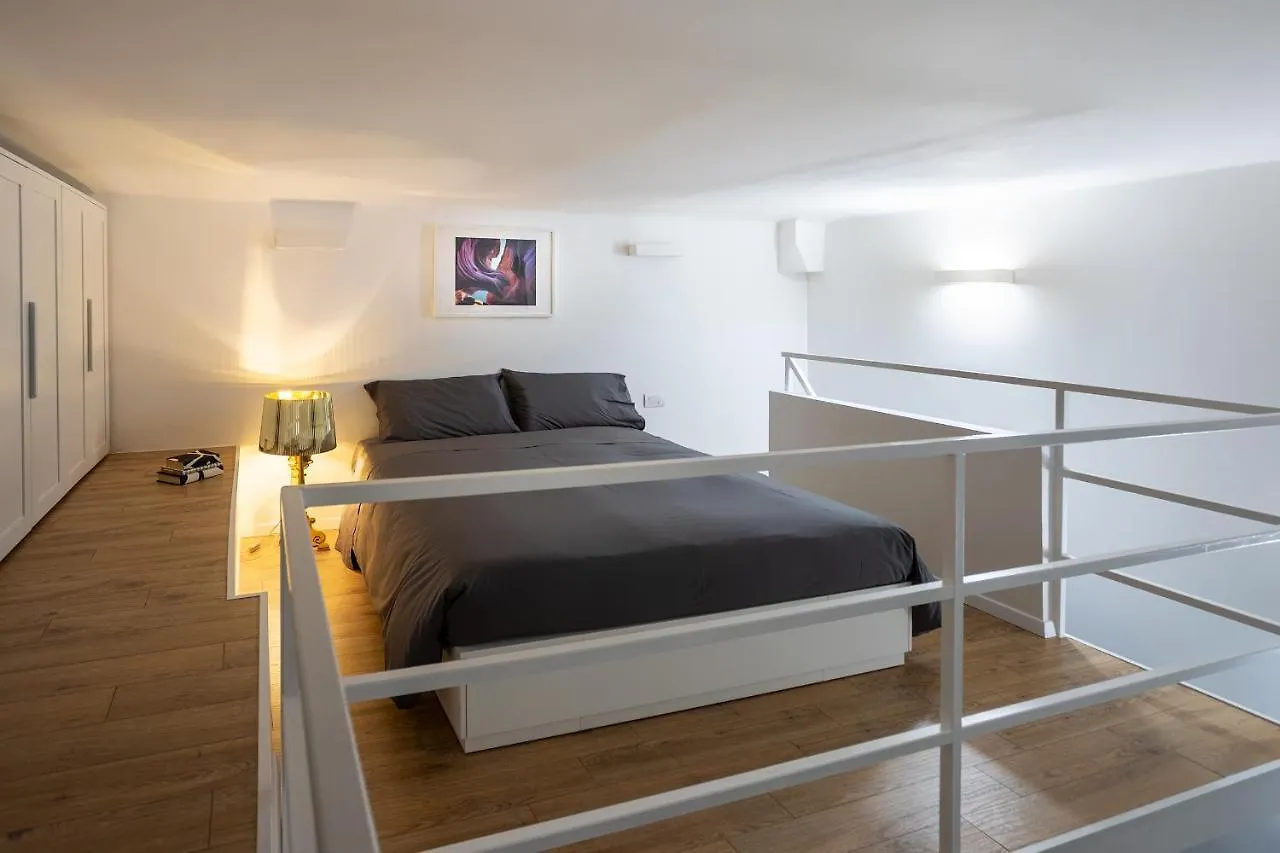 Heart Of Porta Venezia - Cozy City Loft - 2Mts To M4 Metro Μιλάνο